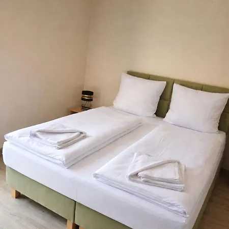 بيت ضيافة Krokusowa Przystan-spa,restauracja I W Gorach Sowich 3*