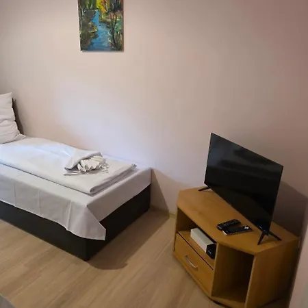 بيت ضيافة Krokusowa Przystan-spa,restauracja I W Gorach Sowich 3*